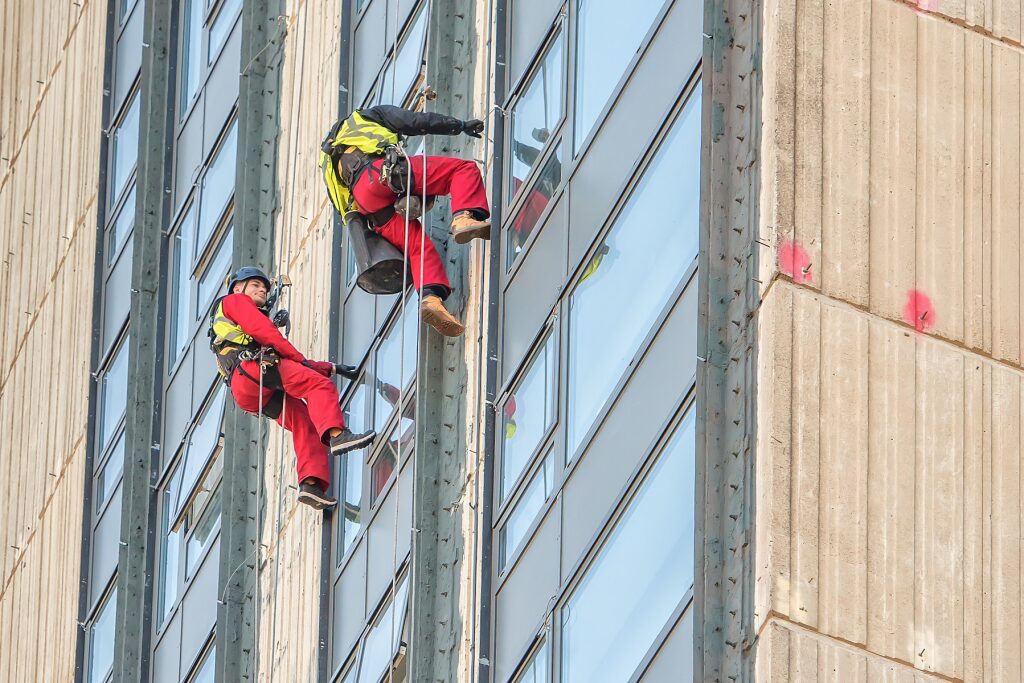 Serviço de Alpinismo Industrial em Almada